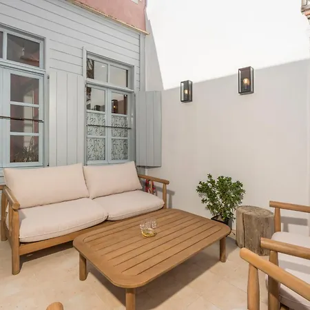 Full House Apartament